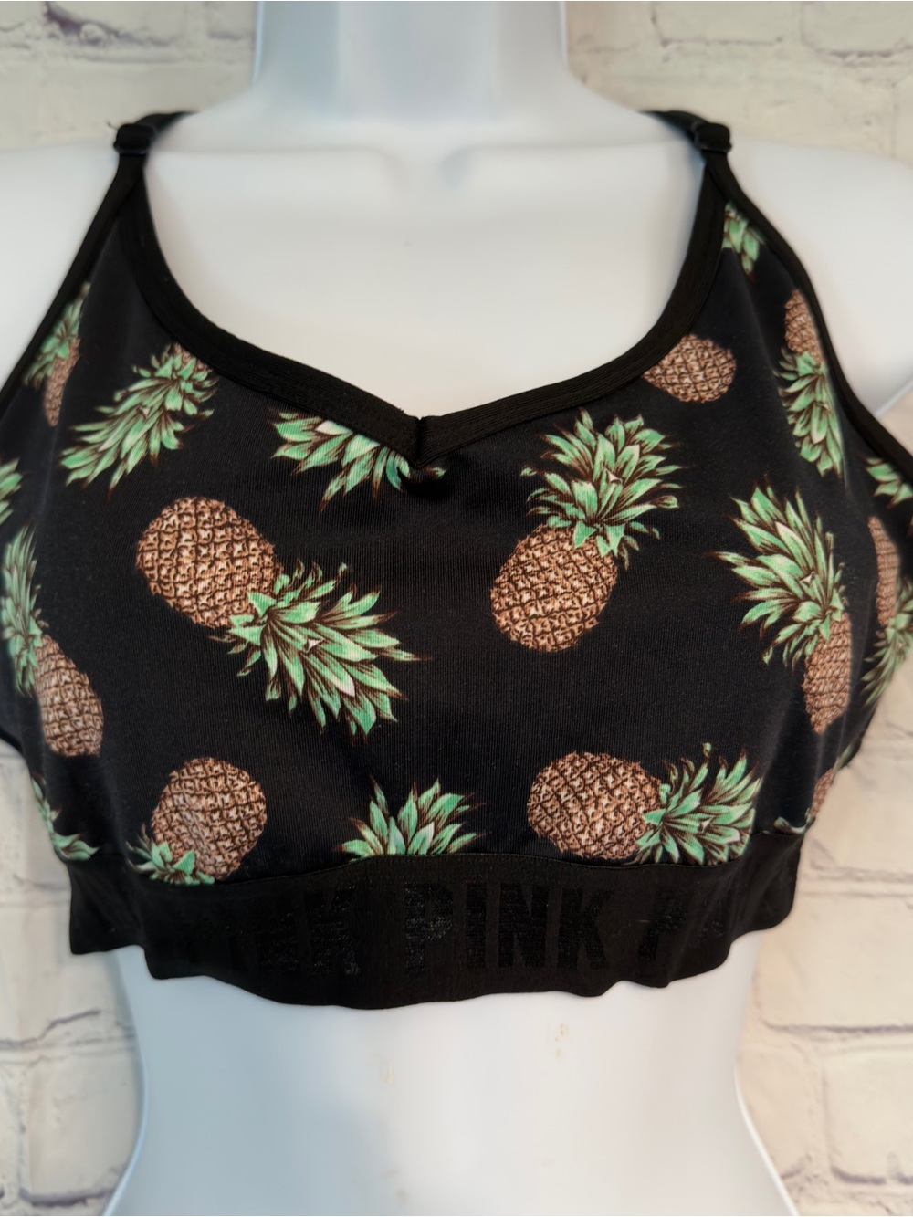 PINK Victoria's Secret Black Pineapple Print Sports Bra
